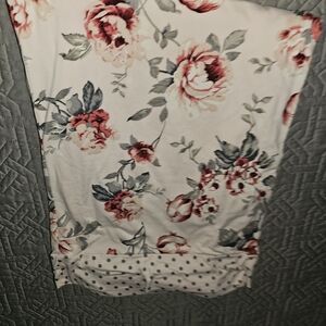 Floral and Polka Dot Capri Pajama Bottoms Xl.